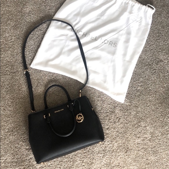 Michael Kors Handbags - Michael Kors Savannah Saffiano Leather Satchel L